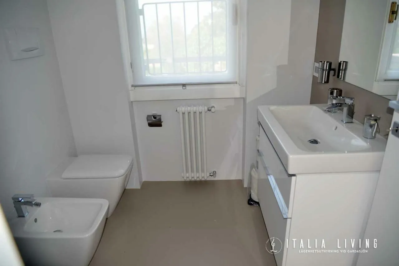 Italia Living Villa Padenghe sul Garda 0*,  Italy